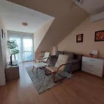 Cserke Napfeny 아파트 *