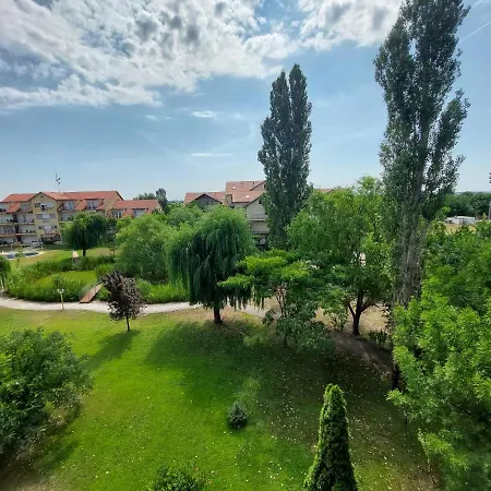 Cserke Napfény