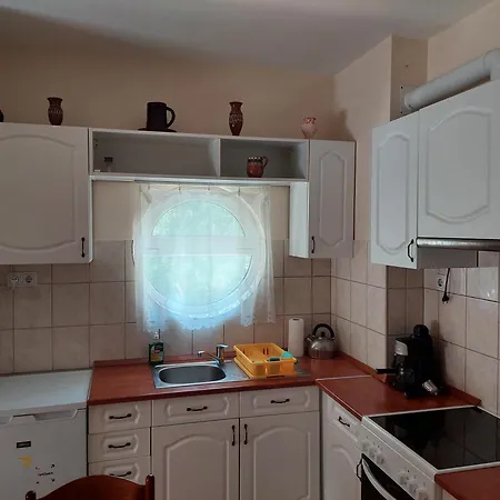 Cserke Napfény Apartman *
